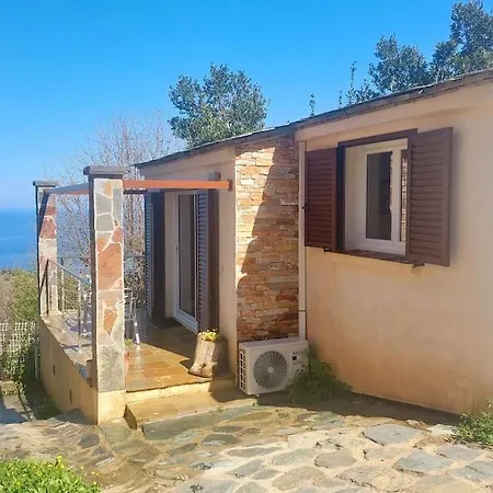 Terrasse Climatise Vue Avec Parking