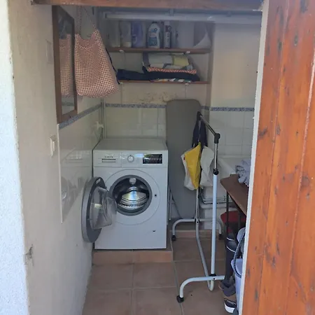 Terrasse Climatise Vue Avec Parking