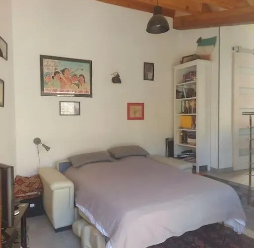 Terrasse Climatise Vue Avec Parking *